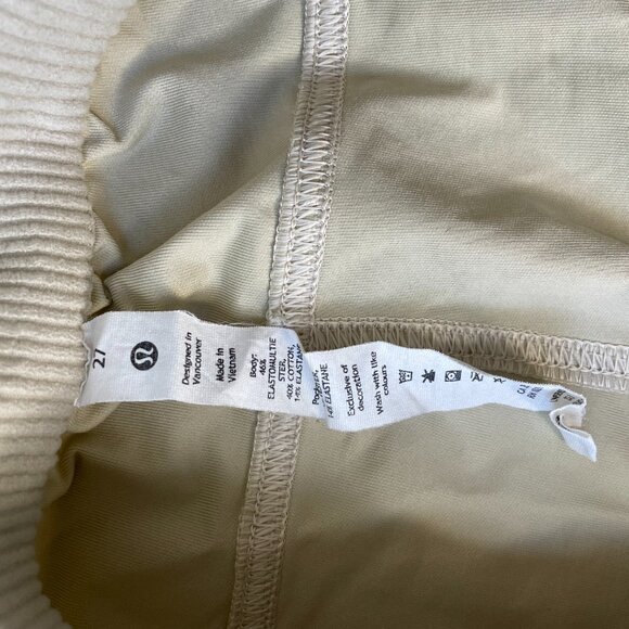 Lululemon Cargo Pocket high rise Utilitech Casual Pants - Picture 3 of 3